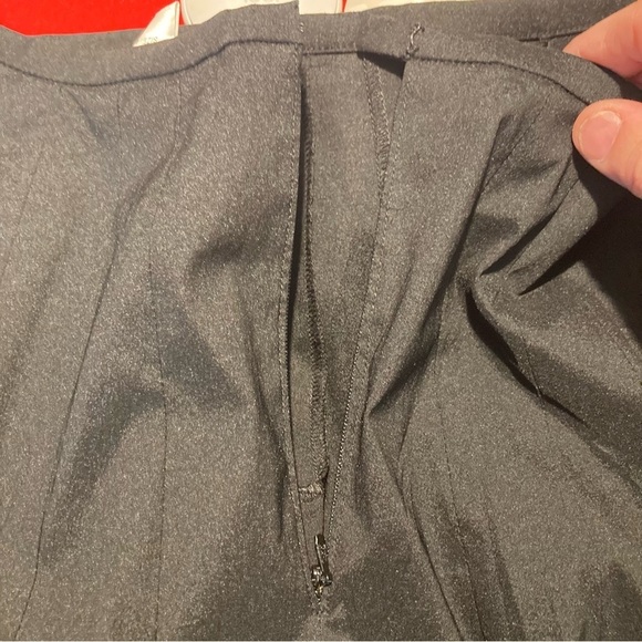 TADASHI SHOJI Sz 4 Pleats Flare Zipper Closure Knee Length Circle Skater  Skirt - Picture 5 of 9